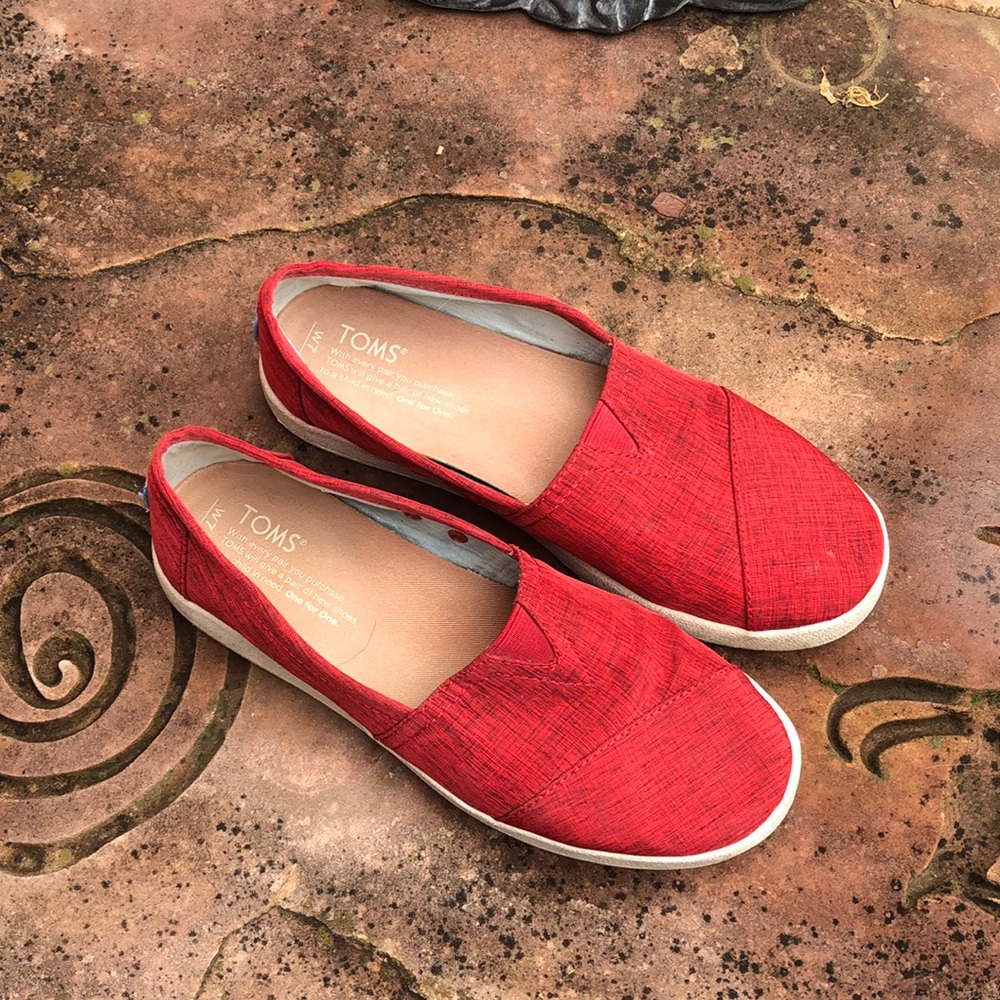 Red Toms!